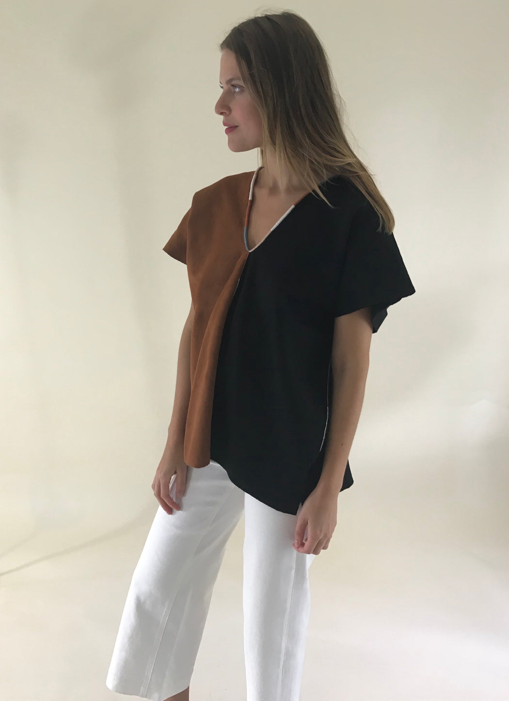 Agnes Top Chestnut & Black