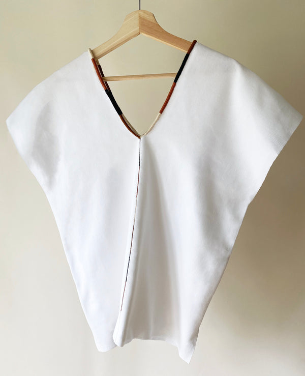 Ines Top White w Wheat Black Chestnut